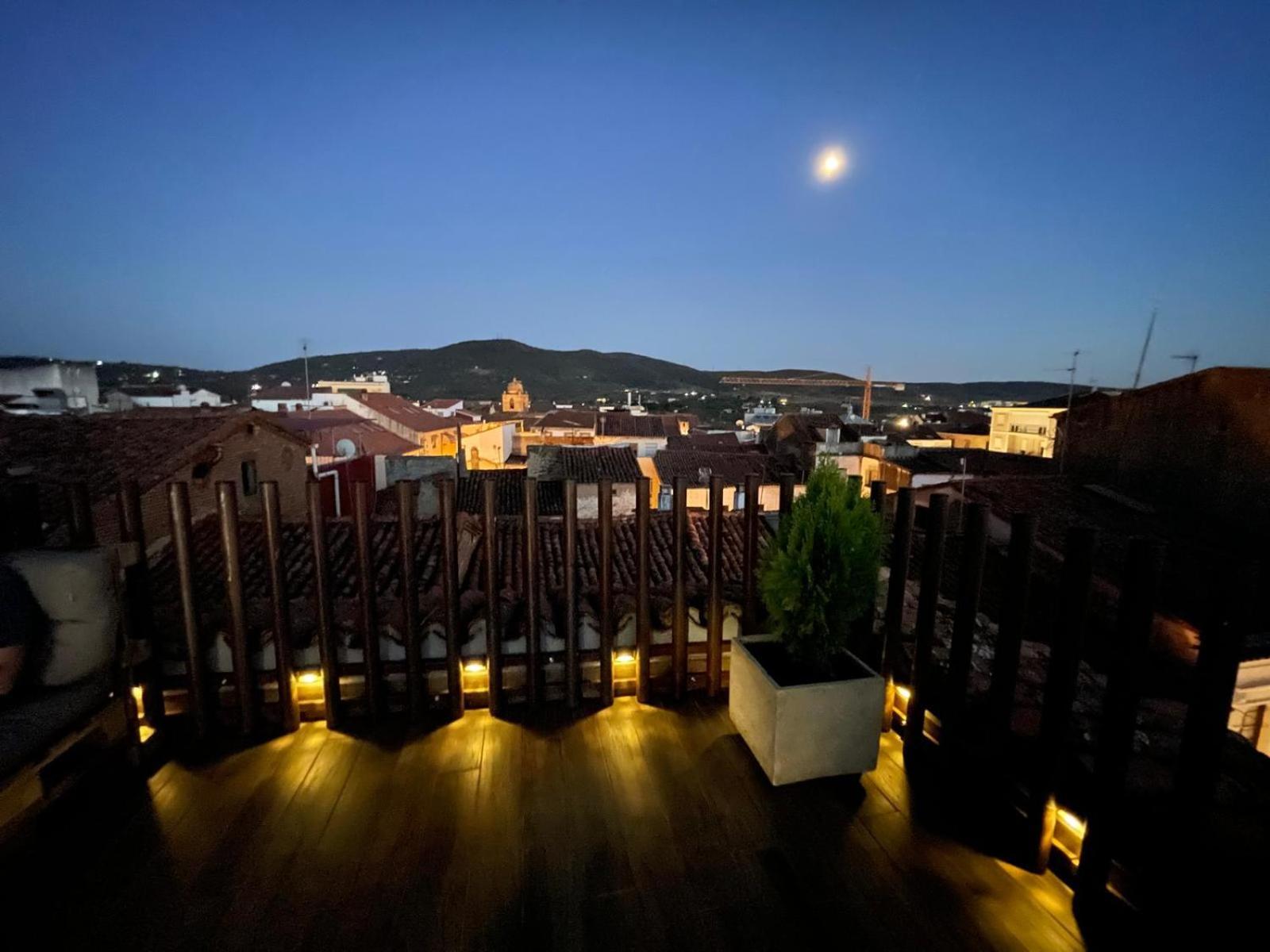 Skyline Plasencia Zewnętrze zdjęcie